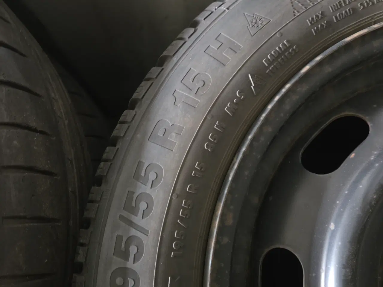 Billede 3 - Fælge med dæk