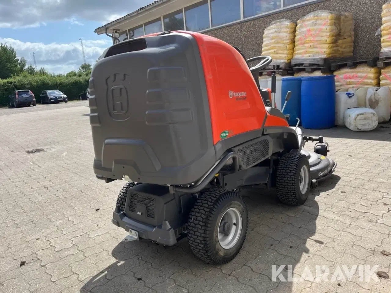 Billede 3 - Klipper med opsamler Husqvarna RC 320Ts AWD