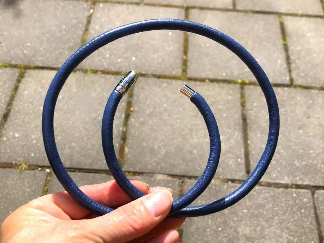 Billede 3 - Endless armbånd i blå læder