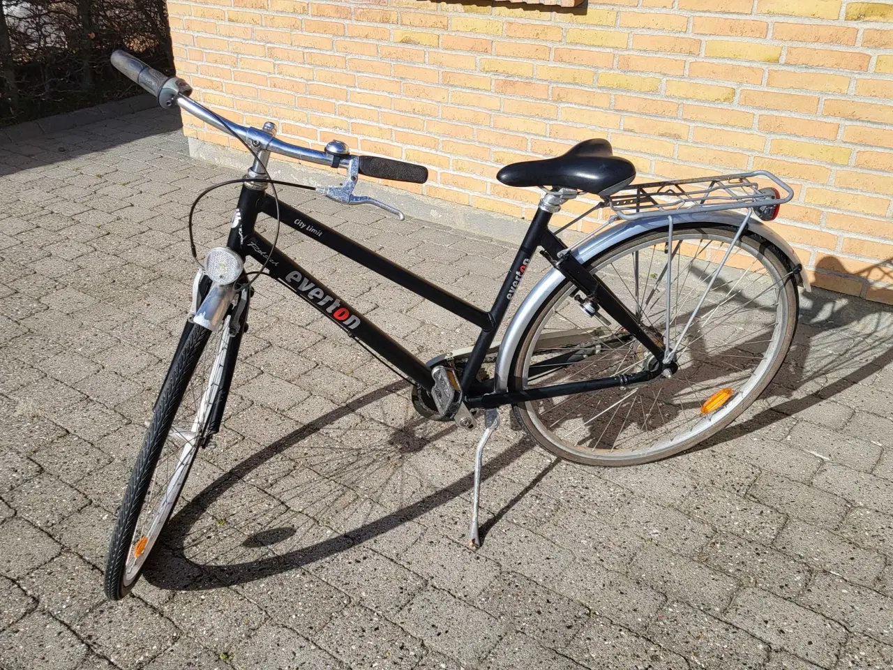 Billede 2 - Damecykel 28"