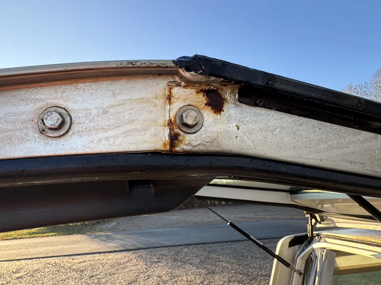 Billede 12 - RUSTVOGN med udstyr til aktivt brug