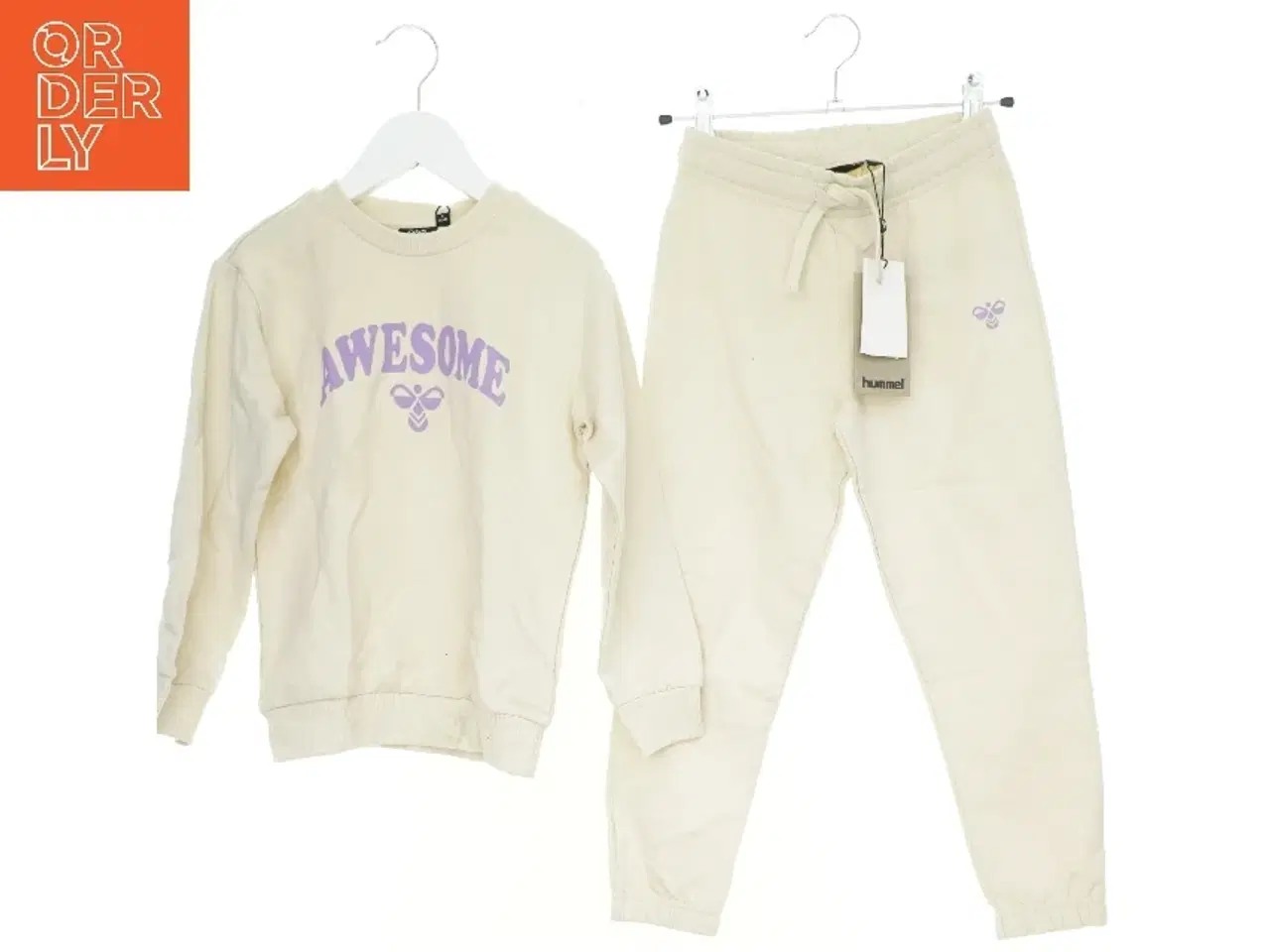 Billede 1 - Sæt træningstøj til børn fra Hummel (str. 116 cm)