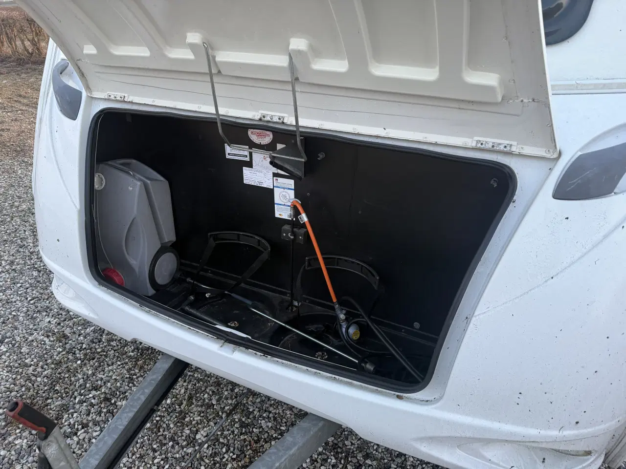 Billede 8 - 2014 Caravelair 460 m/Queens Bed