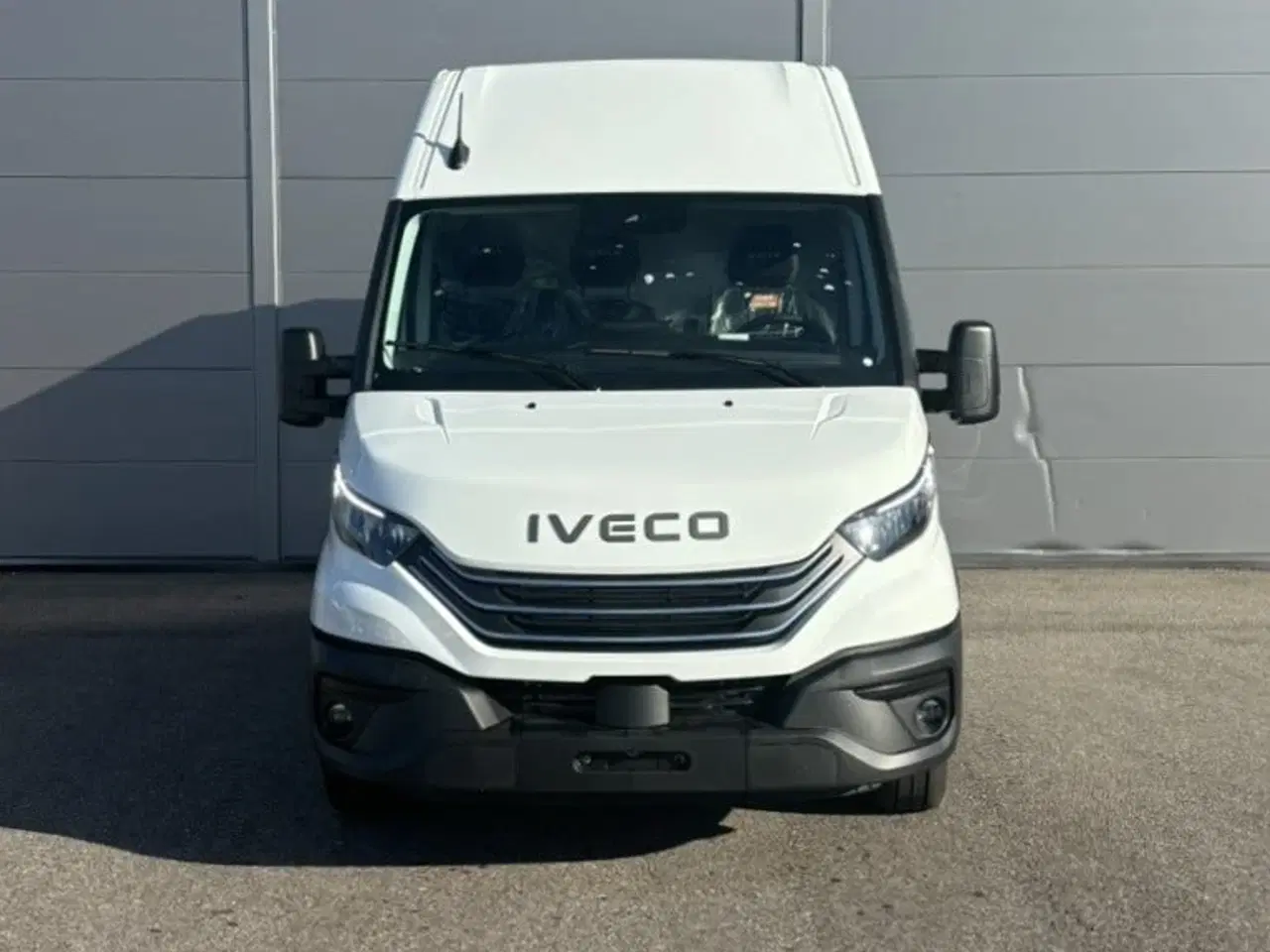 Billede 2 - Iveco Daily 3,0 35S18 12m³ Van AG8