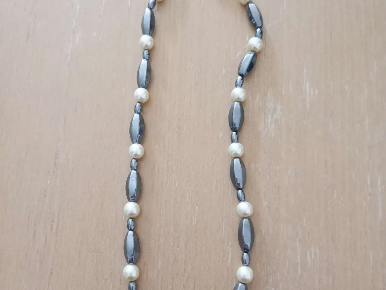 Billede 1 - Halskæde med perler
