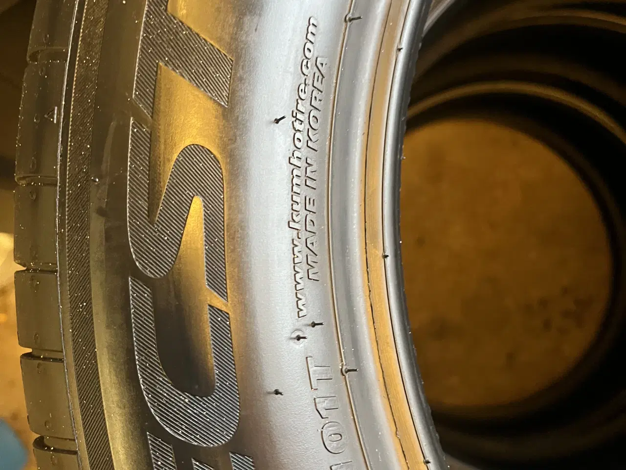 Billede 2 - Nye 235-55-19 sommerdæk. Kumho.