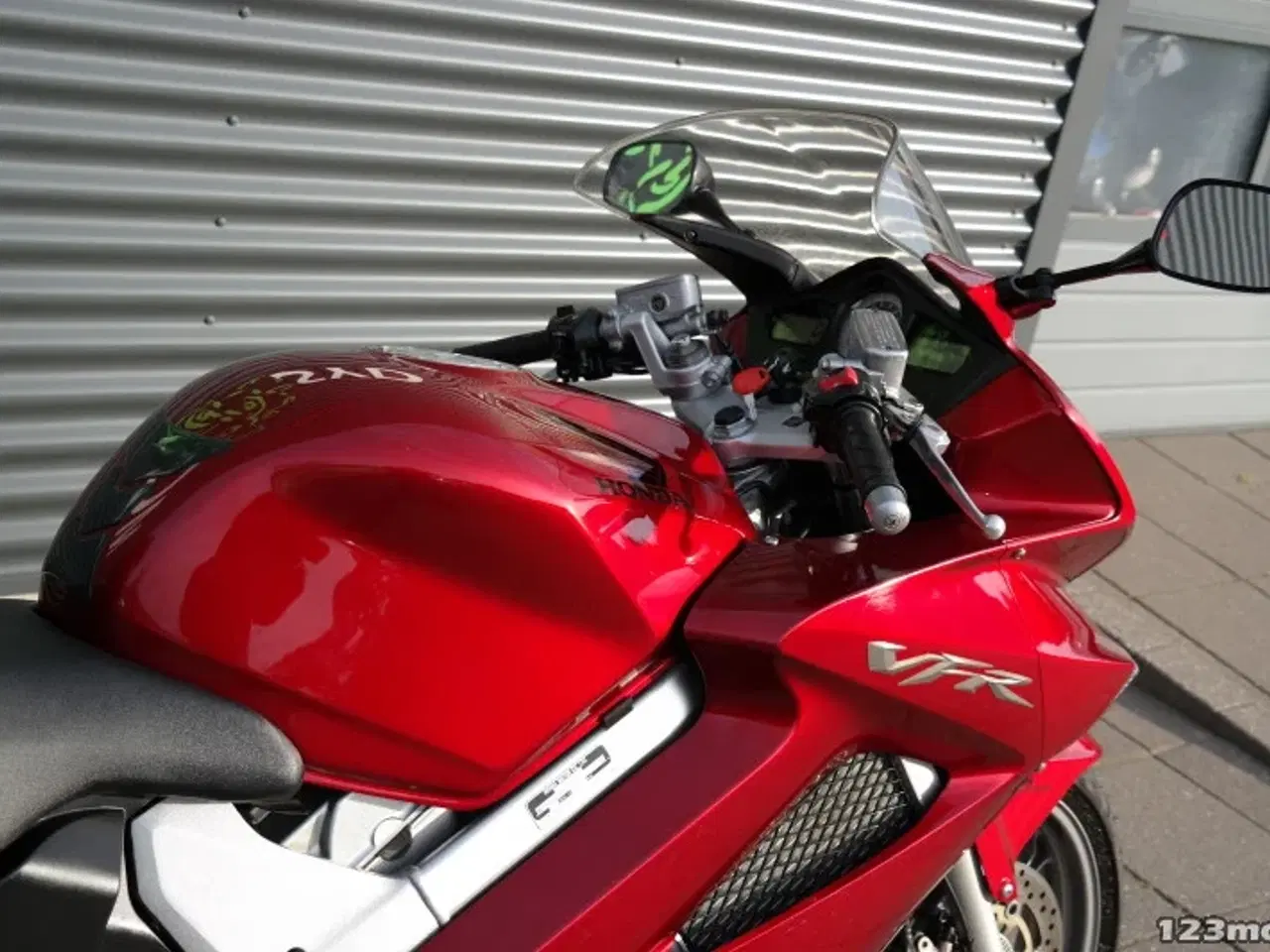 Billede 9 - Honda VFR 800 F MC-SYD       BYTTER GERNE