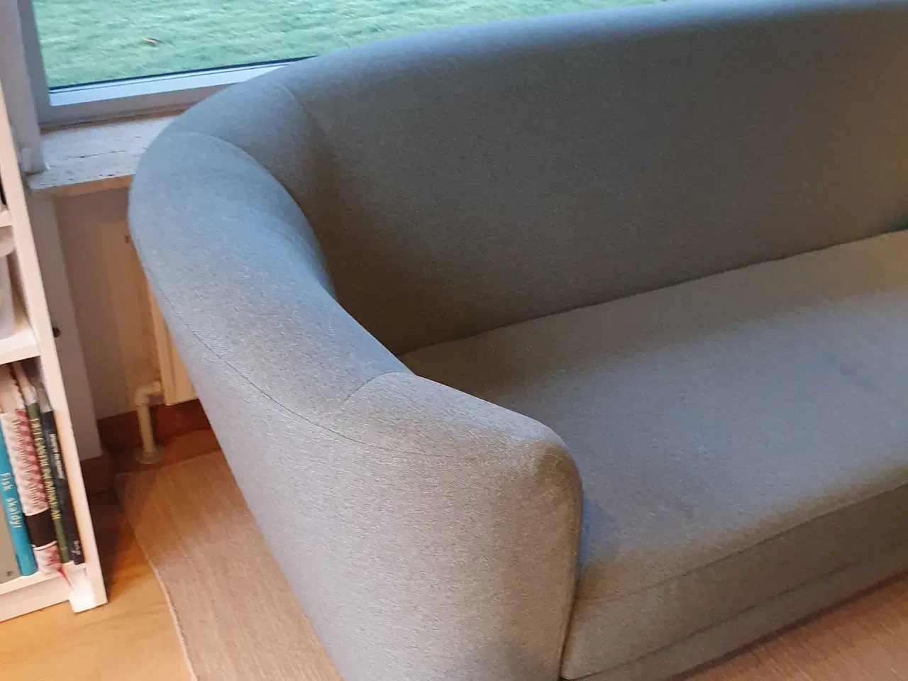 Billede 3 - Lys blå sofa