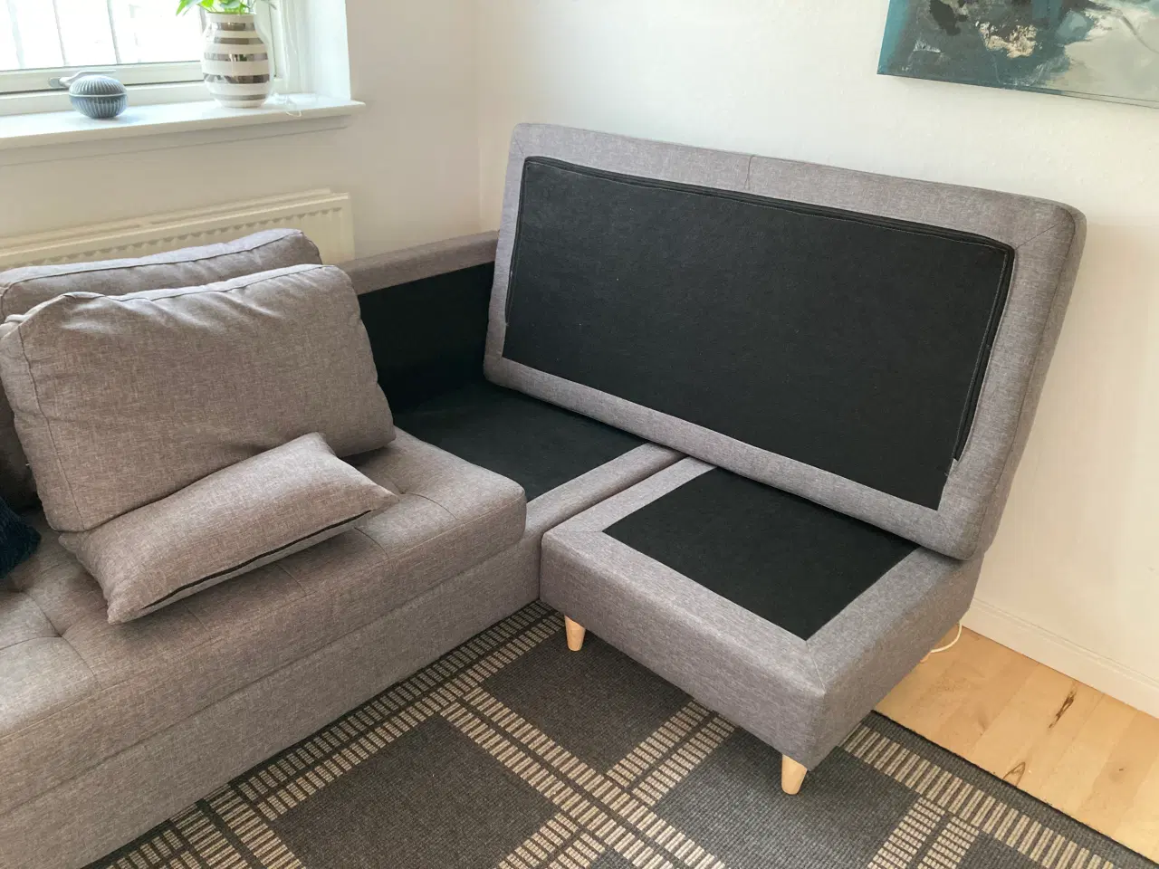 Billede 4 - Sofa med chaiselong grå