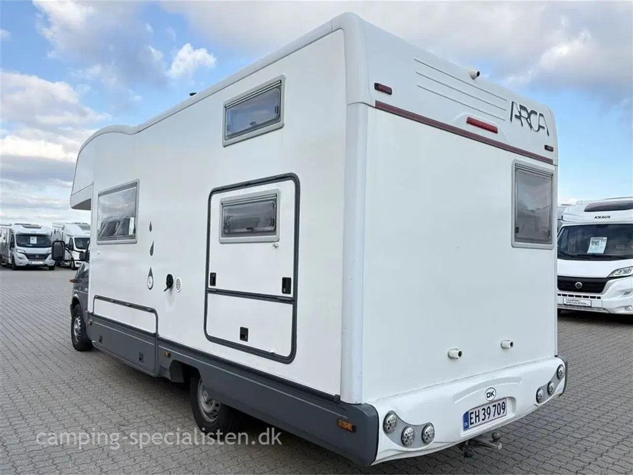Billede 3 - 2003 - Arca Mercedes Benz Alkove   Arca Mercedes-Benz Alkove 2003 - Se den nu hos Camping-Specialisten.dk