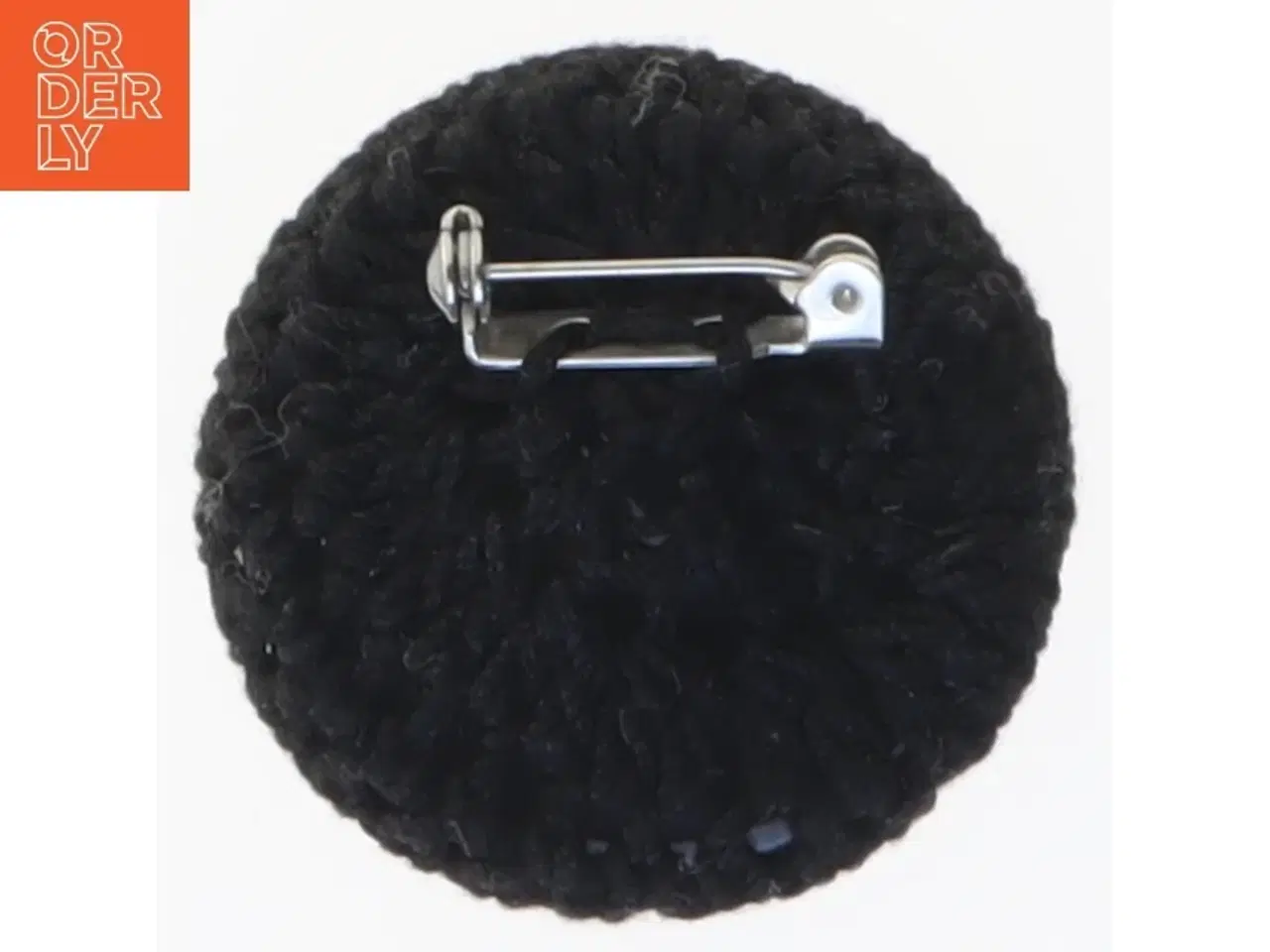 Billede 3 - Sort broche i uld (str. Ø 4 cm)