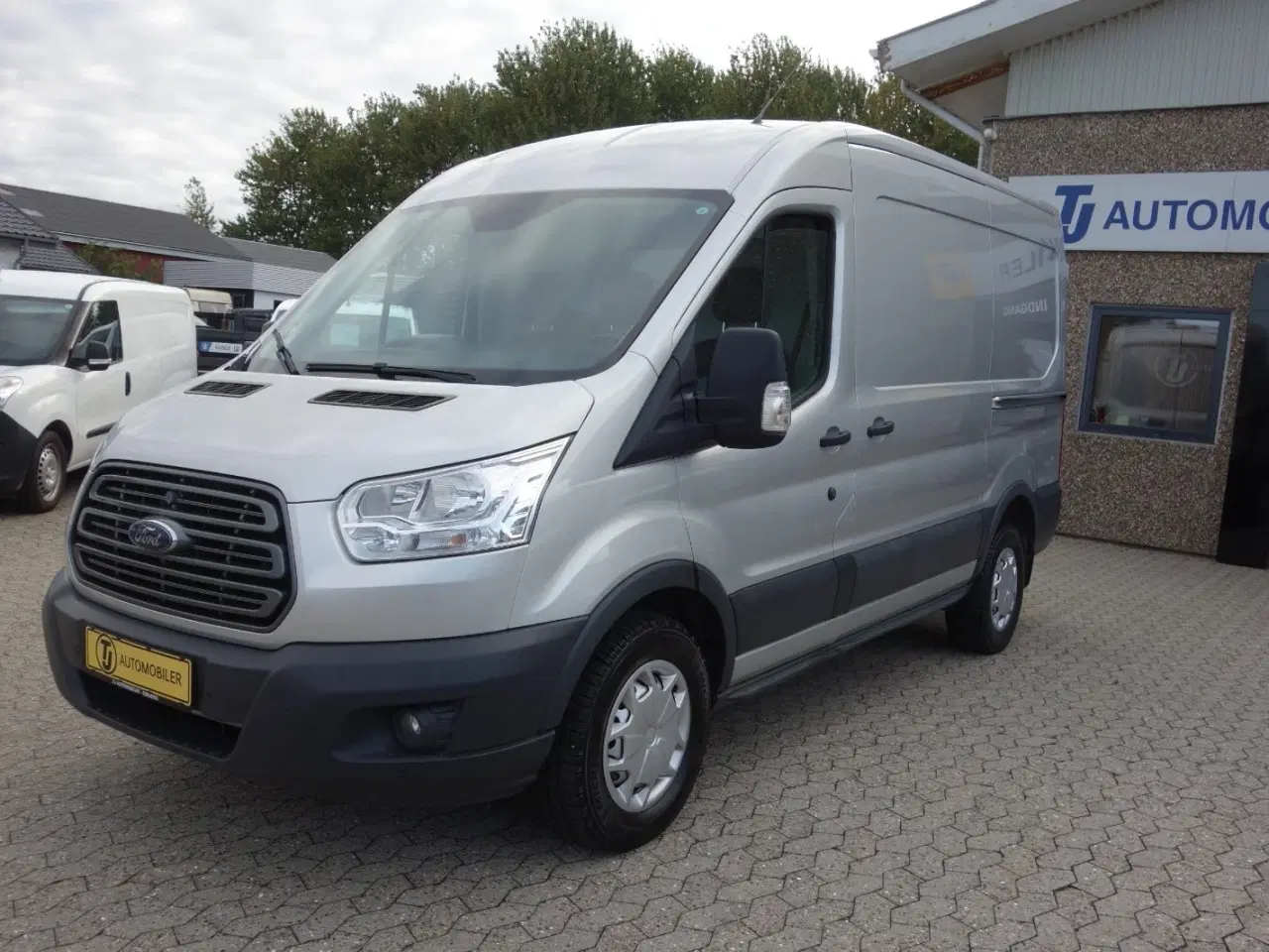 Billede 2 - Ford Transit 350 L2 Van 2,0 TDCi 170 Trend H2 RWD