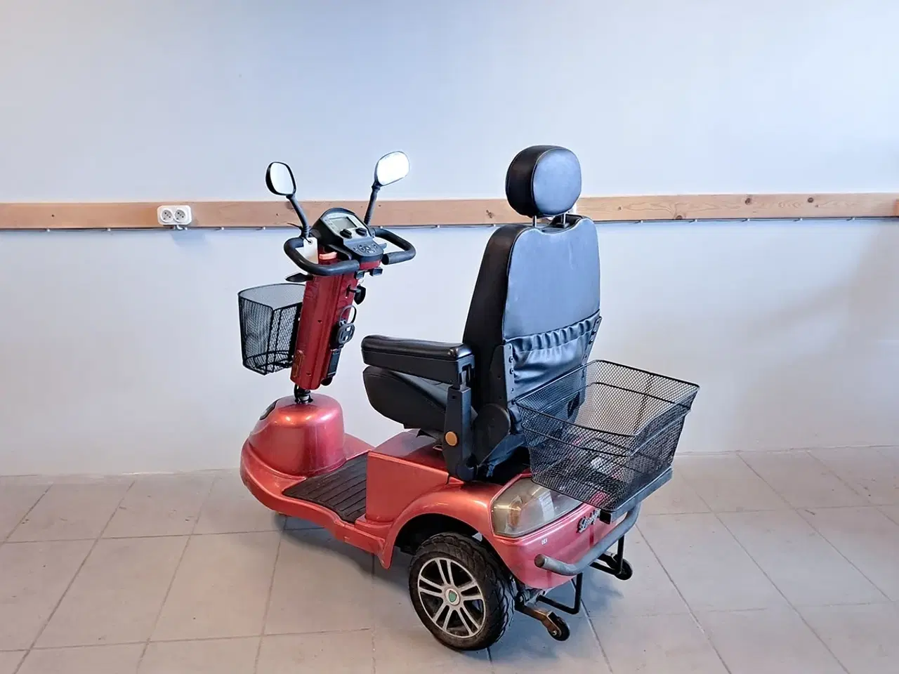 Billede 2 - LM-550 rød