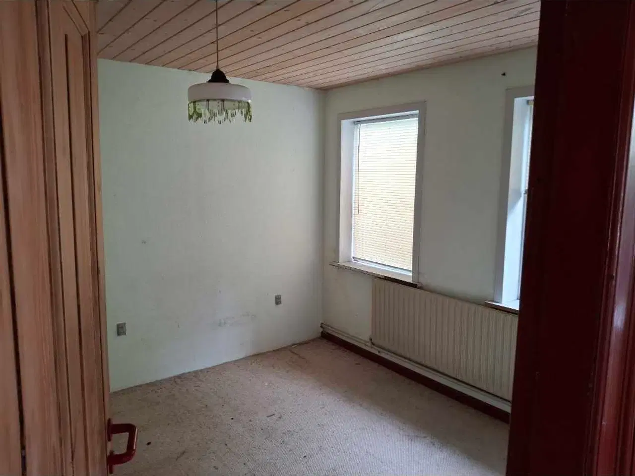 Billede 1 - Hus til renovering eller dejlig byggegrund. 