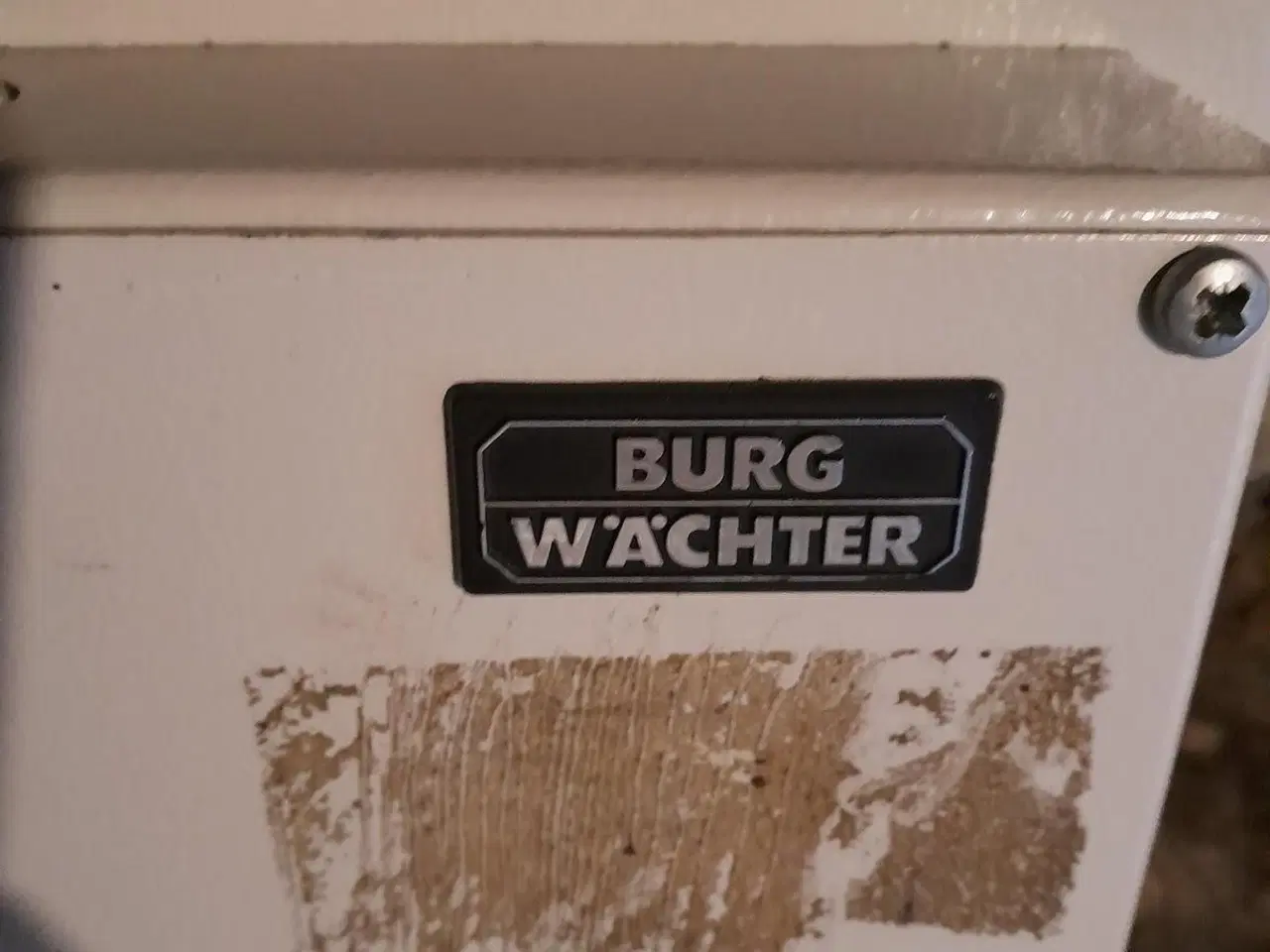 Billede 3 - Pengeskab sikkert og solidt af mrk. Burg Wächter. 