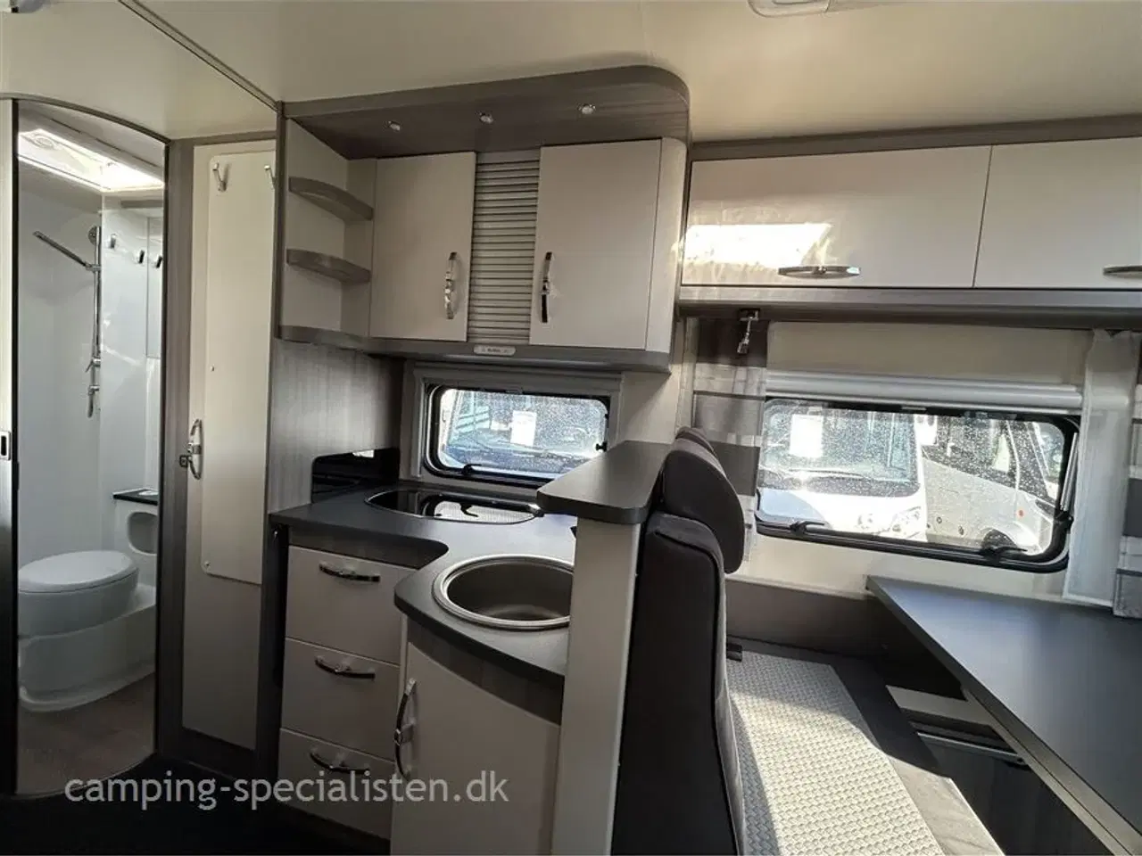 Billede 8 - 2022 - Hobby Optima On Tour T65 FL   Hobby T65 FL Optima On Tour model 2022 kan nu ses hos Camping-Specialisten.dk