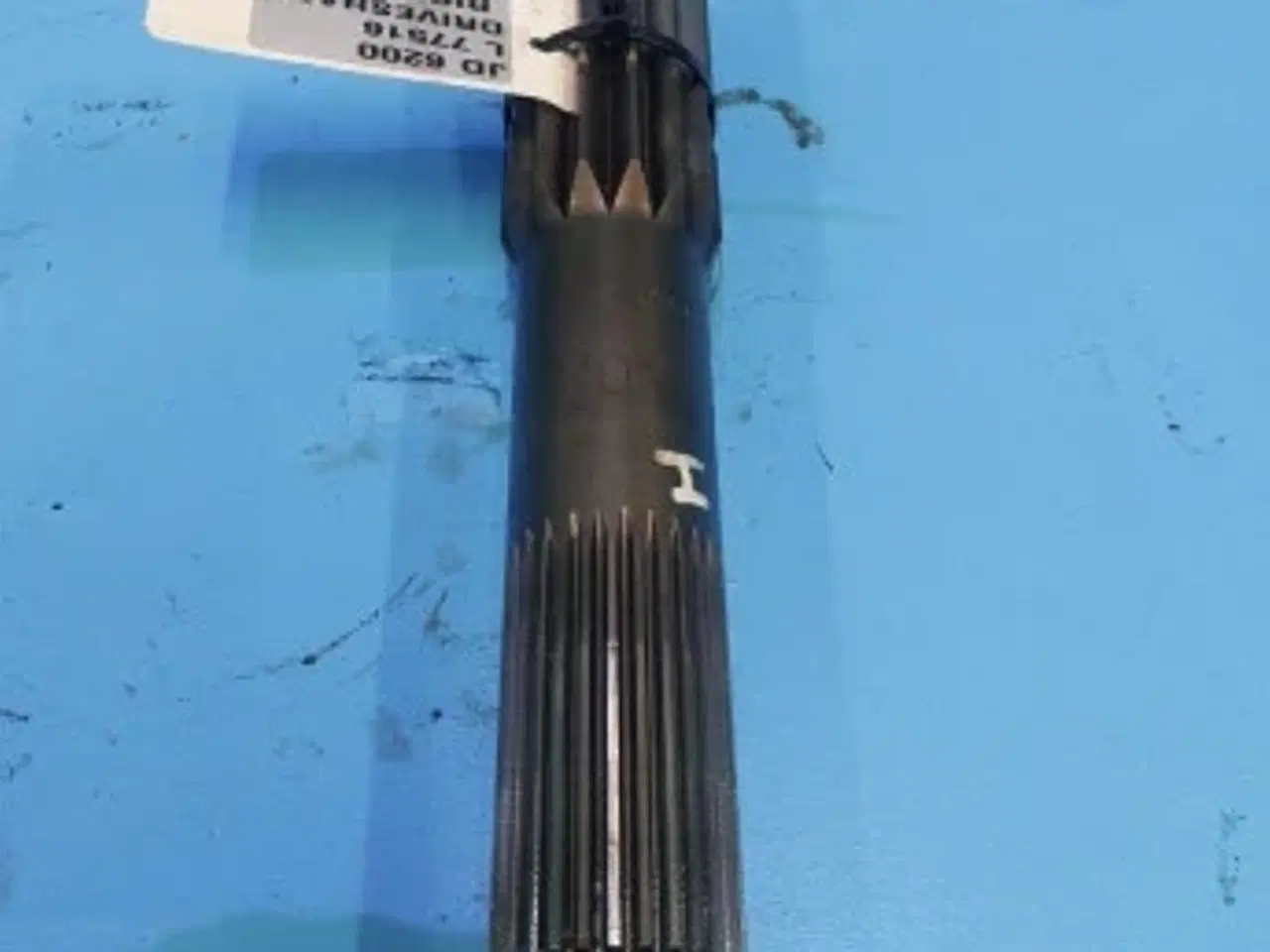 Billede 9 - John Deere 6200 Driveaksel Højre L77516