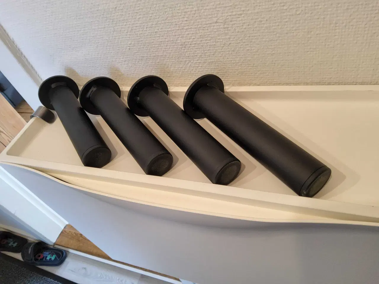 Billede 1 - Boksmadrasser ben I kraftig kvalitet jern 4 stk 