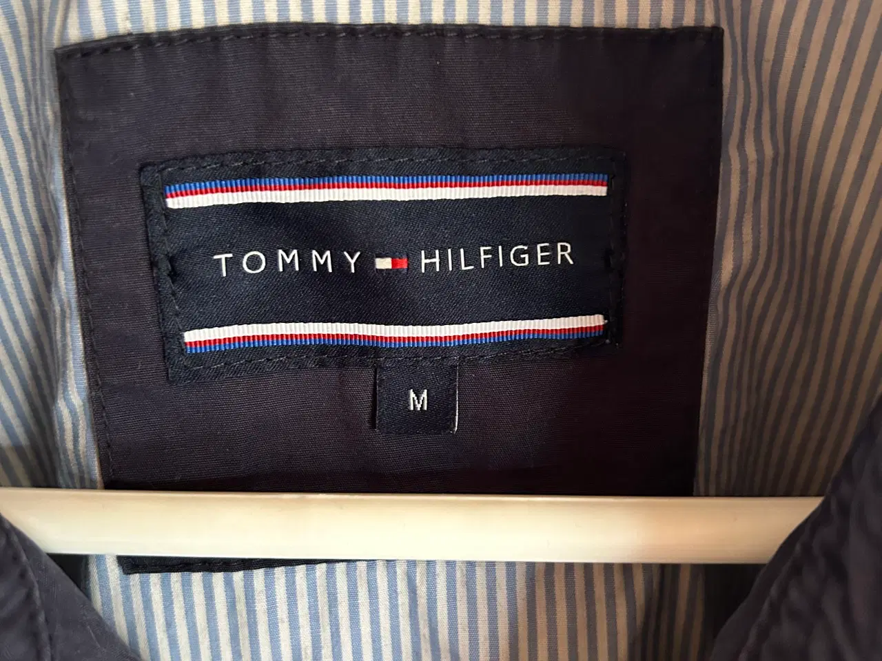 Billede 2 - Tommy Hilfiger jakke