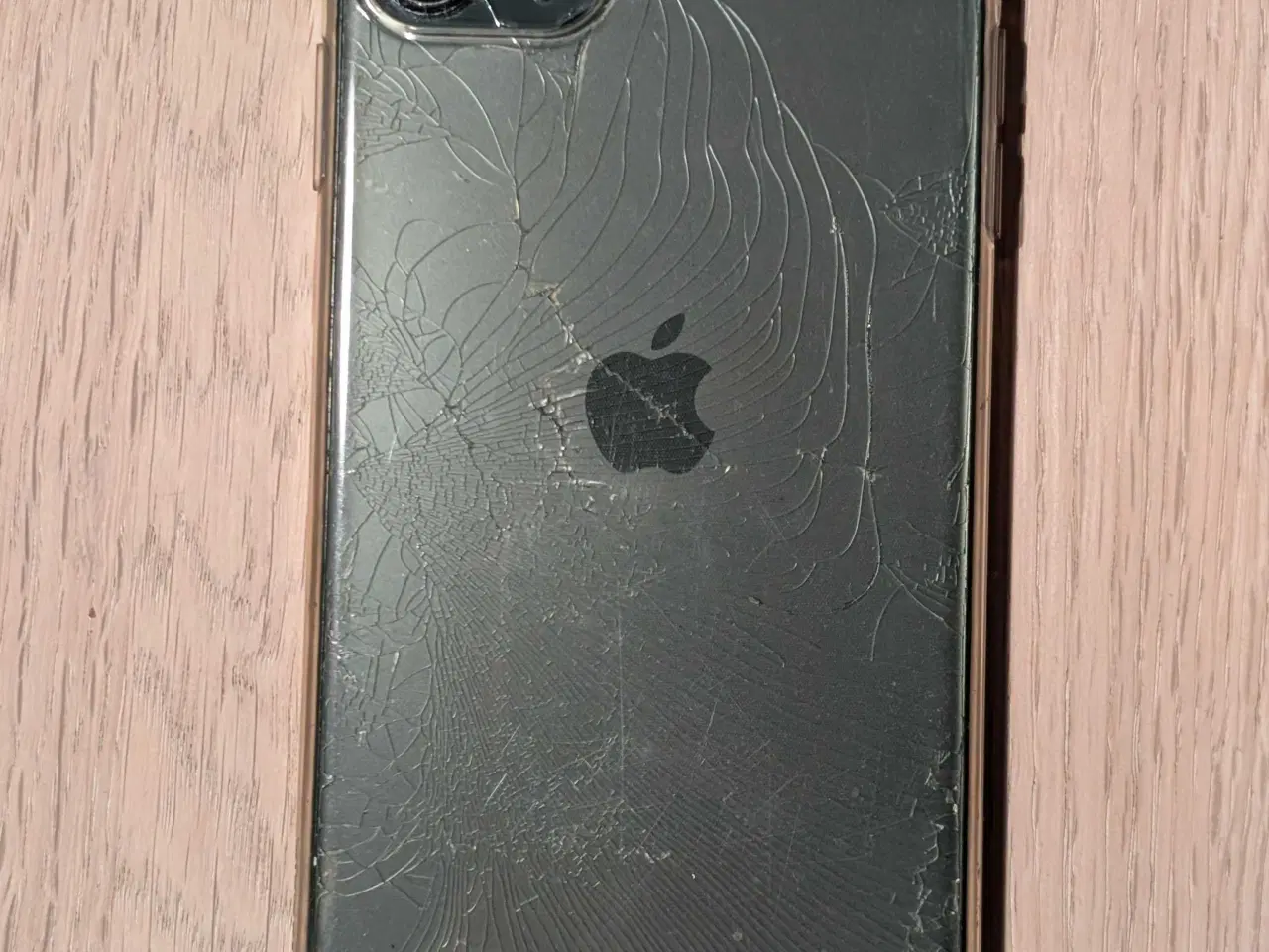 Billede 3 - iPhone 11 pro max 256 GB, fungerer korrekt!