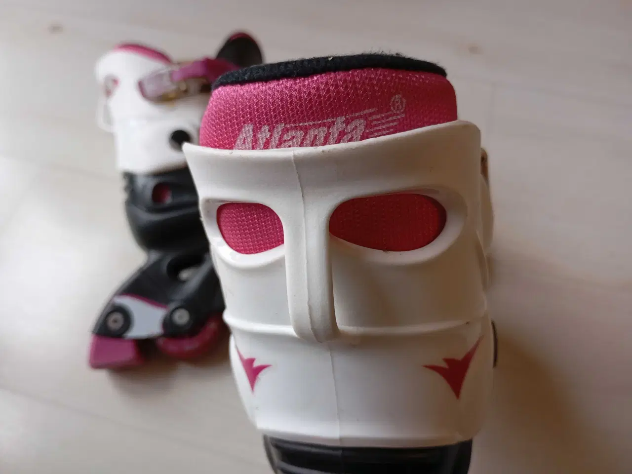 Billede 13 - Børne skøjter inliners. Str. 31-34.