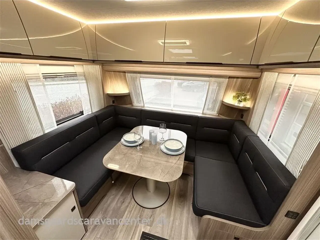 Billede 11 - 2025 - Fendt Tendenza 560 SFDW Alde   Dobbeltseng-ALDE Central.-Gulvvarme-ATC