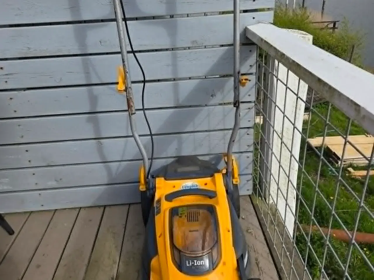 Billede 3 - Batteridrevet plæneklipper
