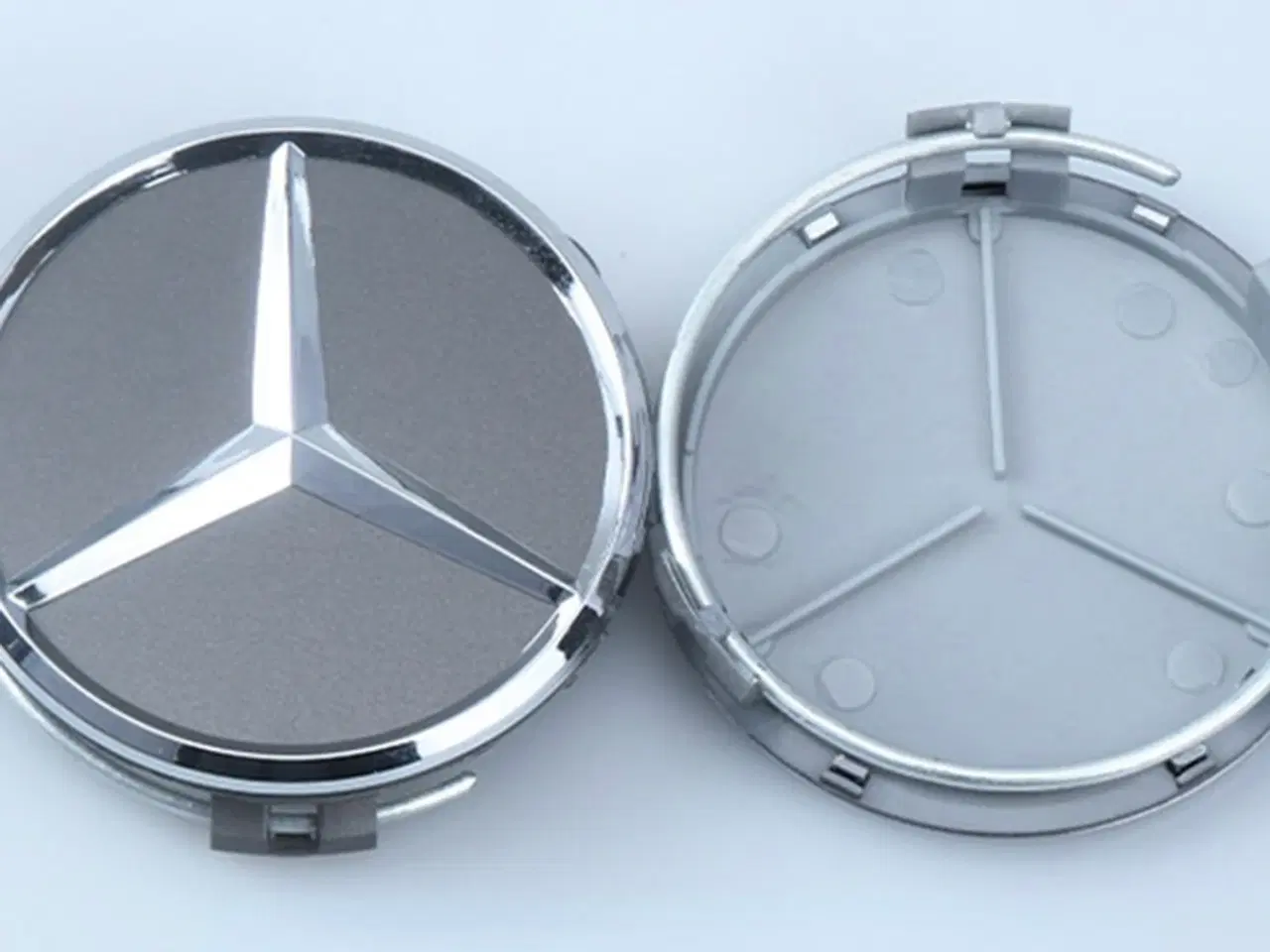 Billede 3 - Mercedes Benz navkapsler 75 mm NYE