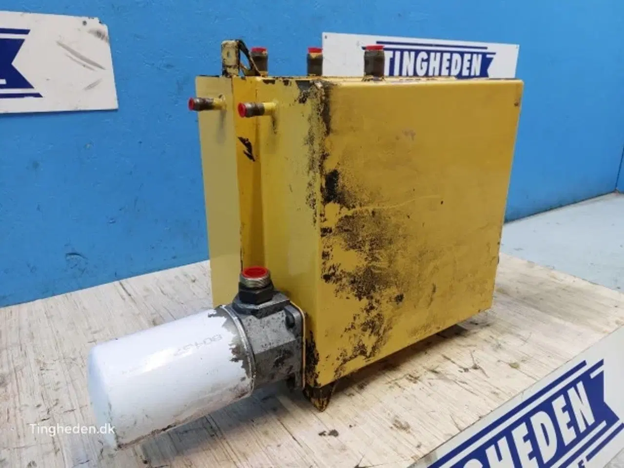 Billede 17 - New Holland FX38 Hydrauliktank 84429993