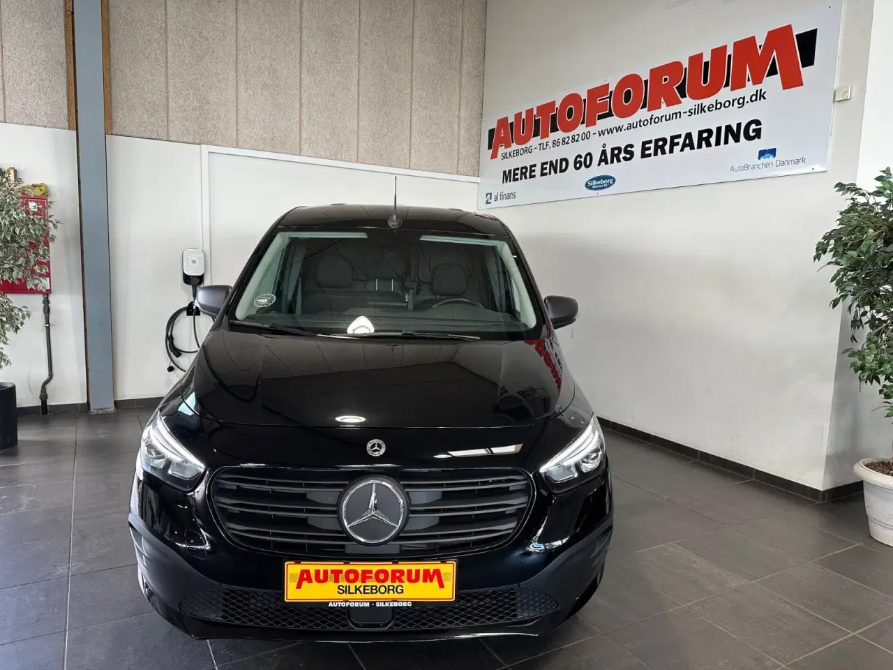 Billede 2 - Mercedes eCitan  A2 PRO Van
