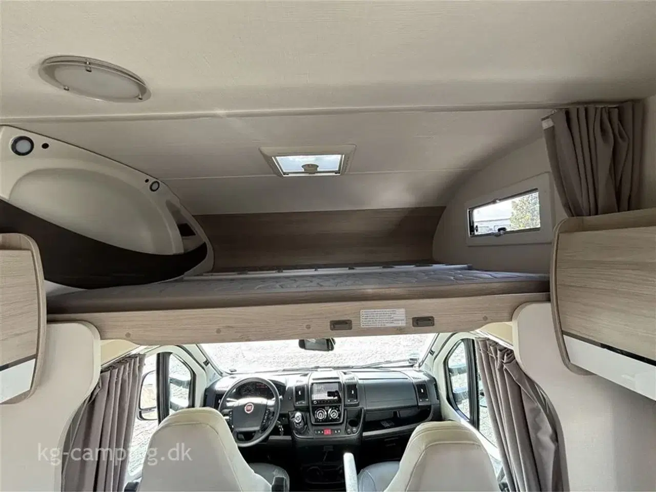 Billede 13 - 2021 - Chausson First Line C717   Rummelig familiecamper med masser af komfort!