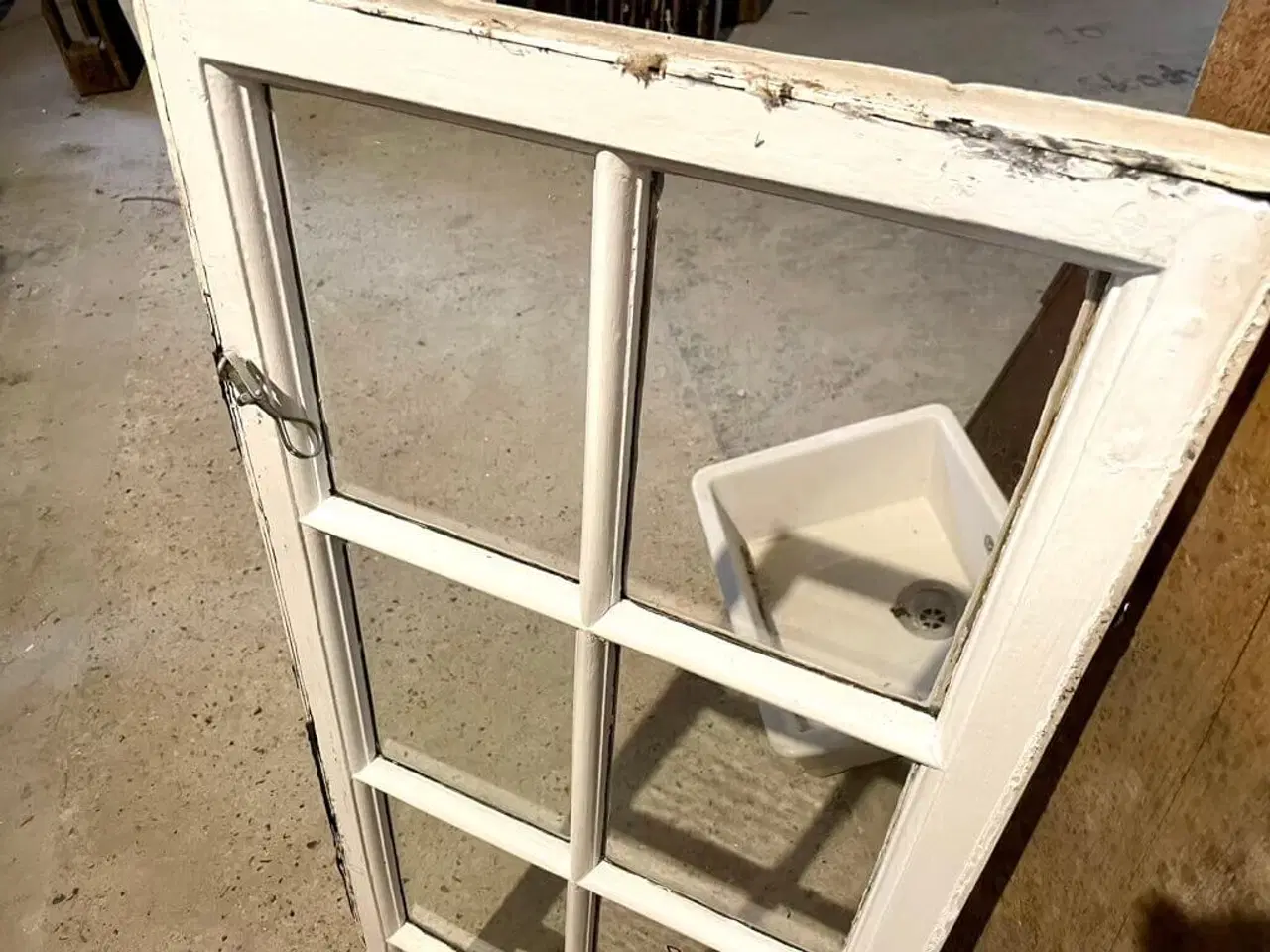 Billede 4 - Fine 8-ruders vinduesrammer m. blæst glas