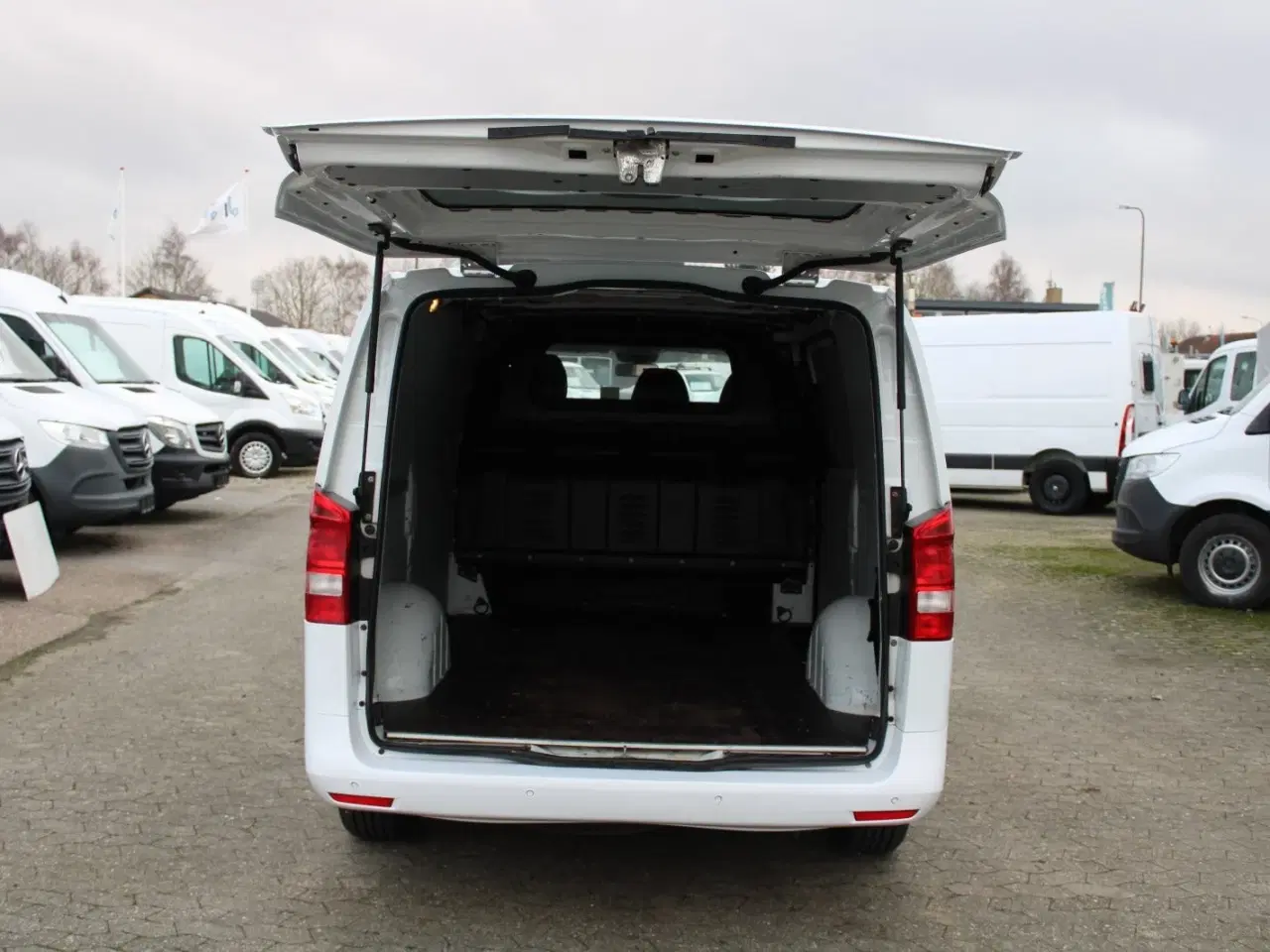 Billede 9 - Mercedes Vito 116 2,2 CDi Standard aut. L