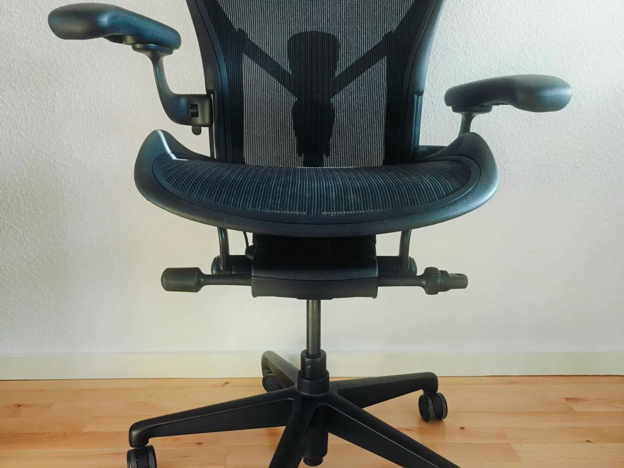 Billede 2 - Herman Miller Aeron Remastered størrelse C 