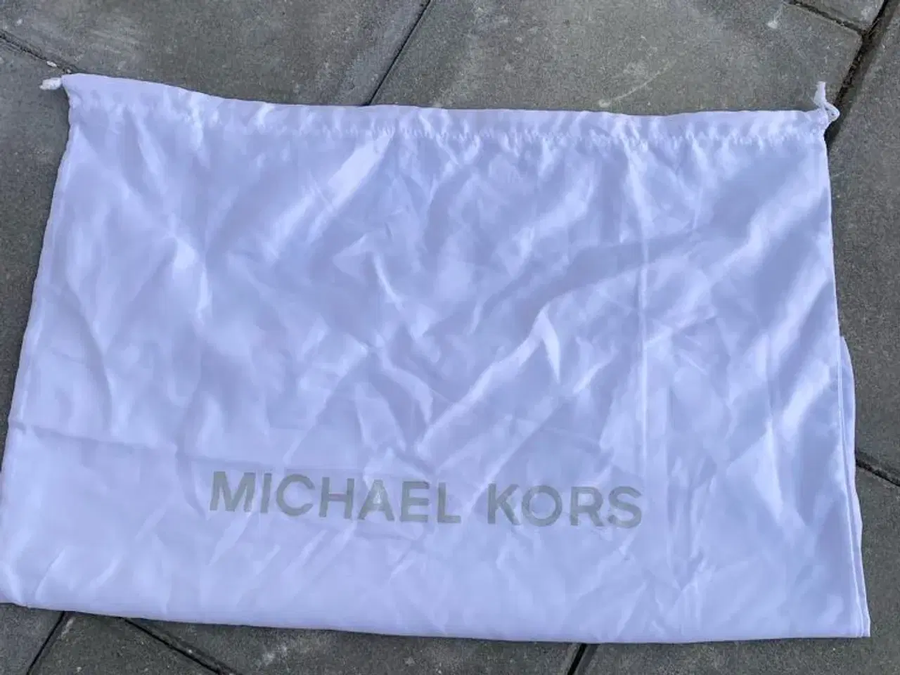 Billede 8 - Ægte Michael Kors taske