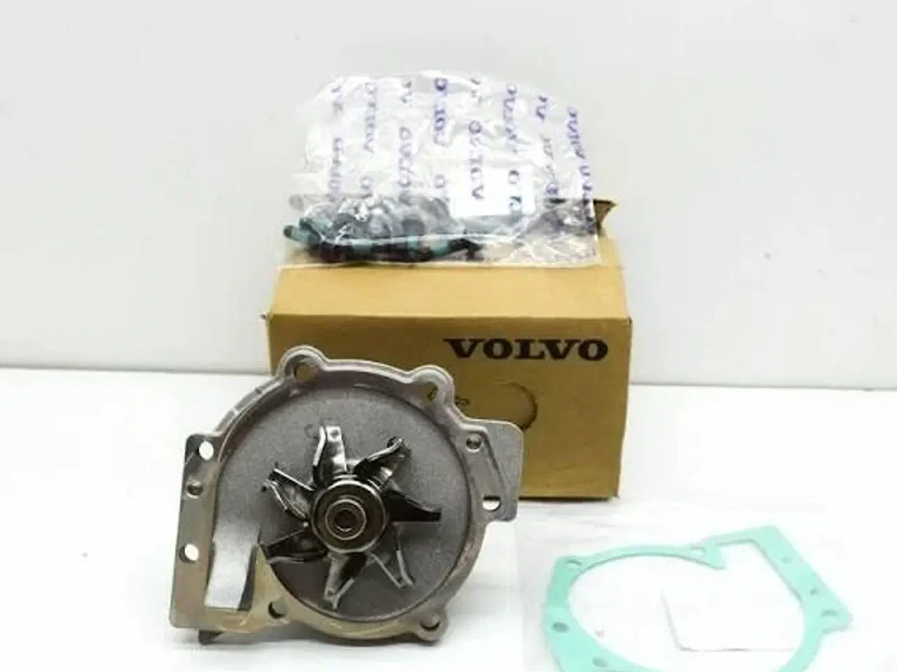 Billede 1 - Volvo Penta Cirkulationspumpe (Kit), eks. Volvo D3