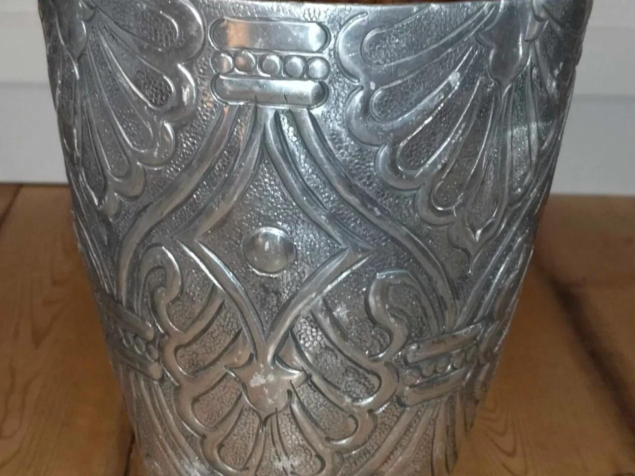 Billede 4 - 4 metal potter med forskellige motiver