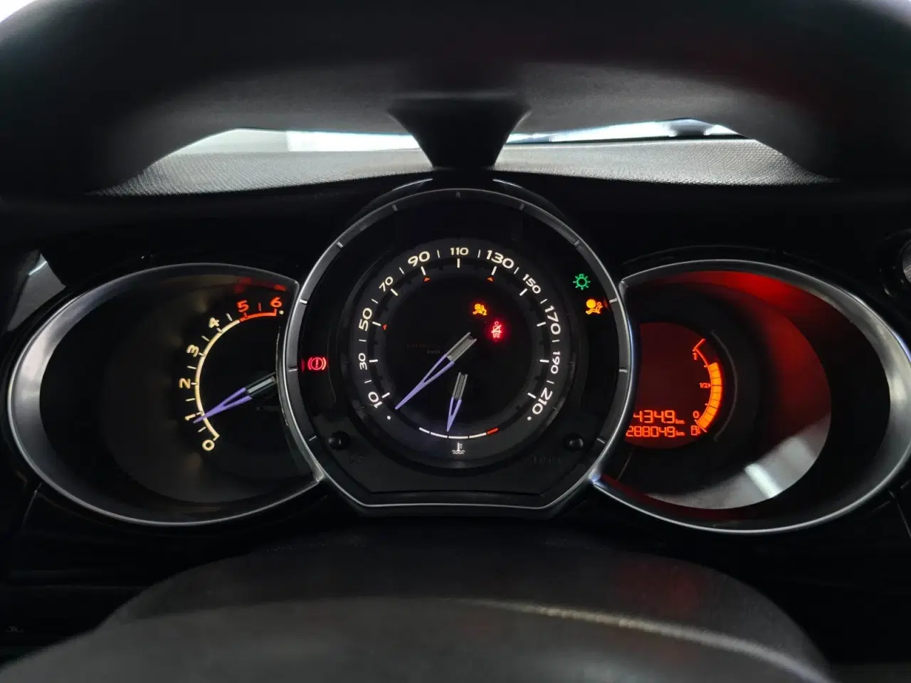 Billede 7 - Citroën DS3 1,6 e-HDi 90 Style