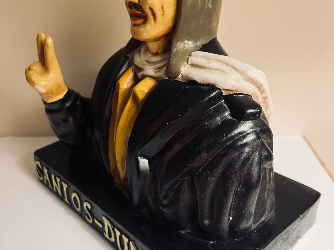 Billede 3 - Stor flot buste fra 70’erne