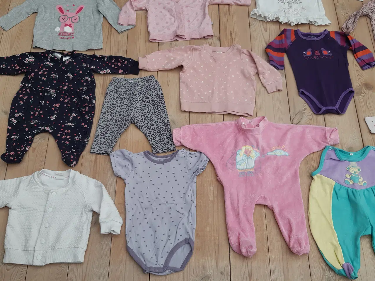 Billede 6 - BABY str 56 - 62/68 - Hele pakken 22 dele - 345 KR