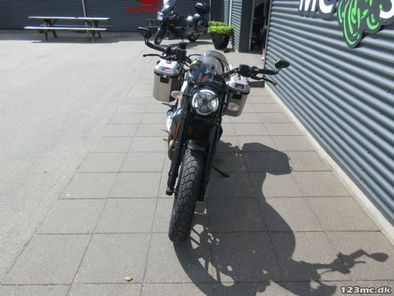 Billede 14 - Ducati Scrambler Icon Dark MC-SYD       BYTTER GERNE