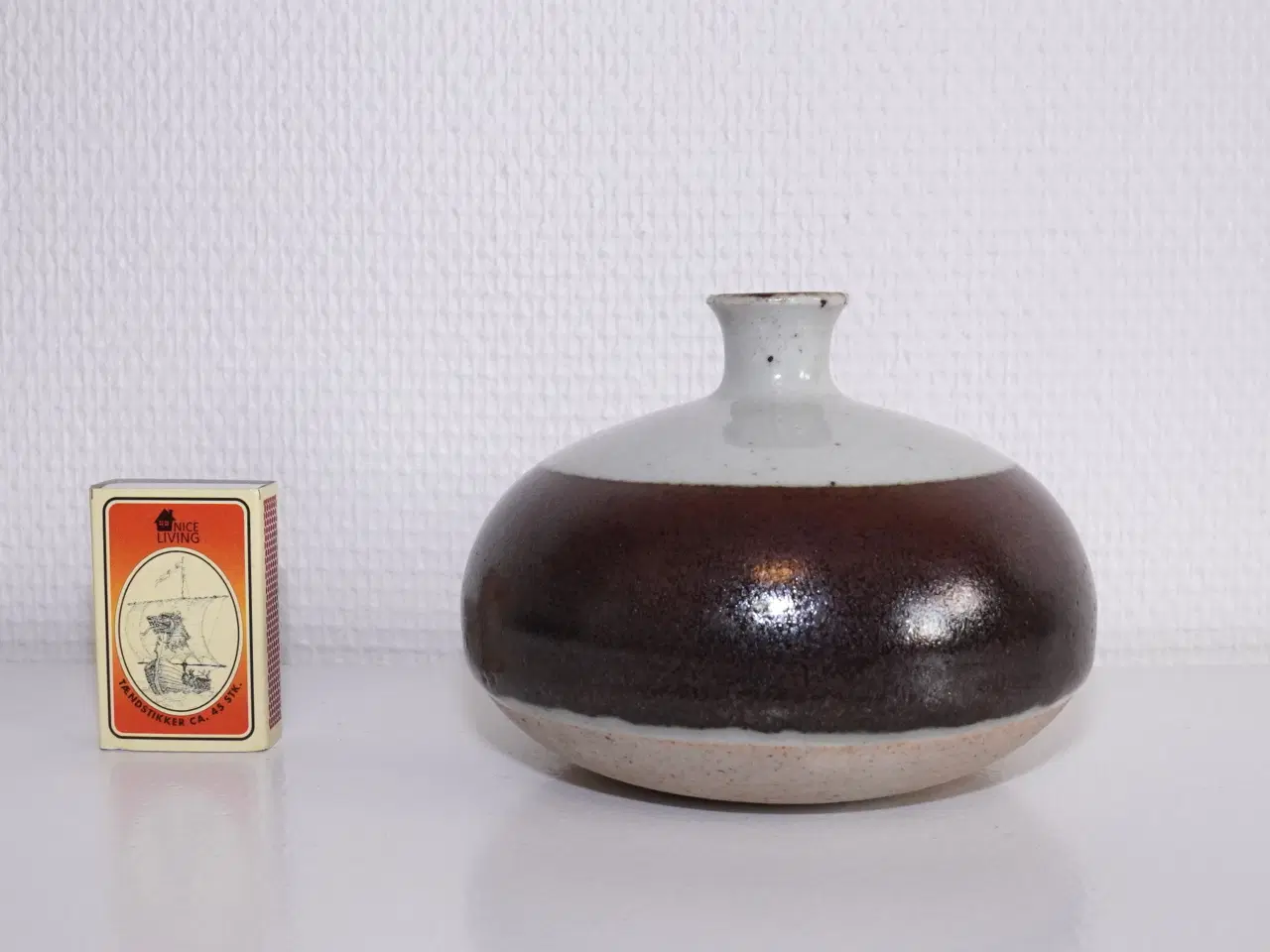 Billede 2 - Stentøjs vase af keramiker Niels Refsgaard