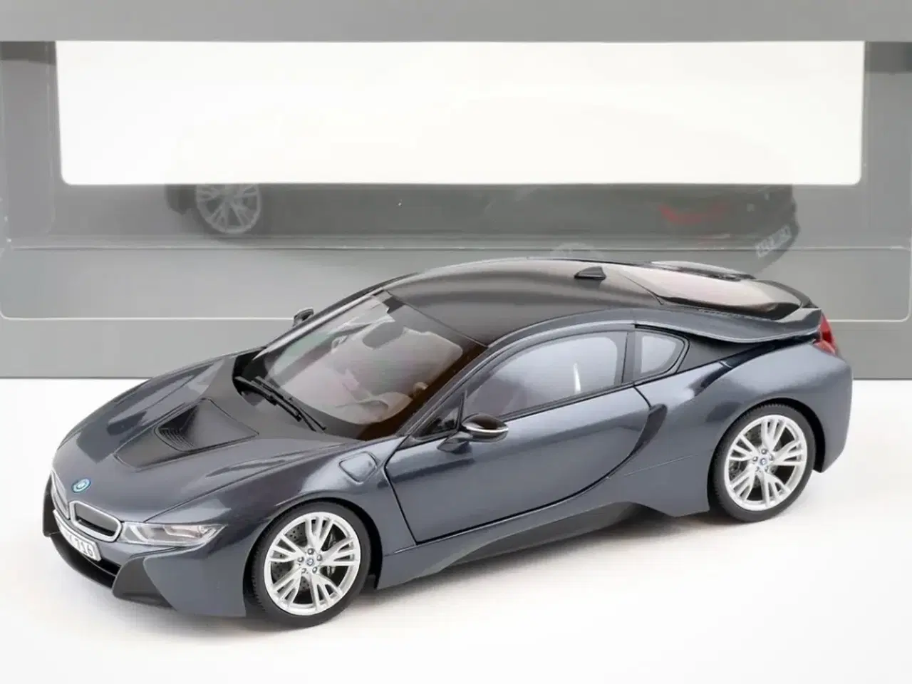 Billede 1 - 1:18 Bmw I8 Coupe 2013