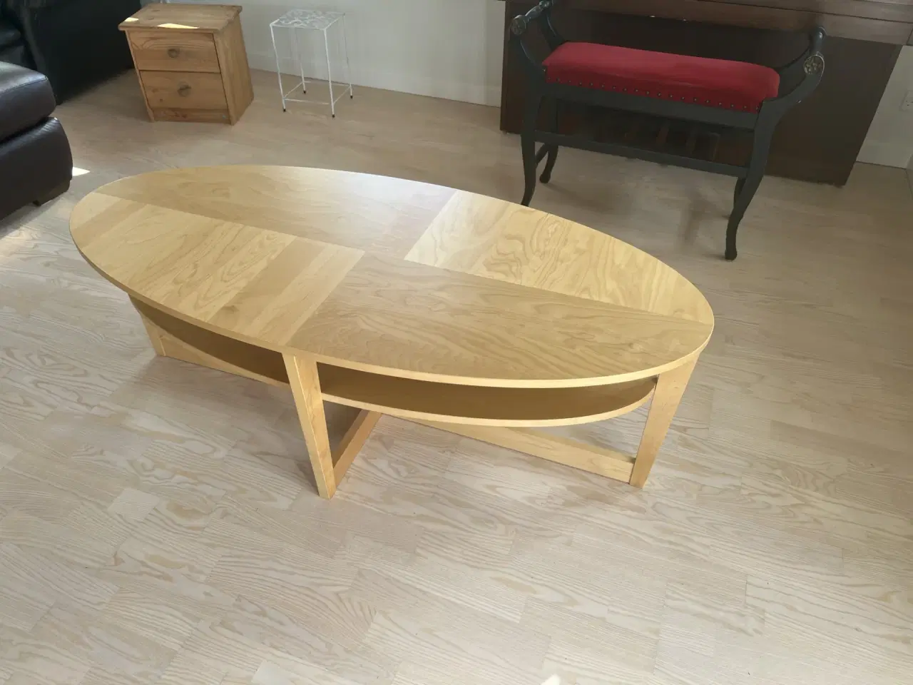 Billede 2 - Sofabord i træ