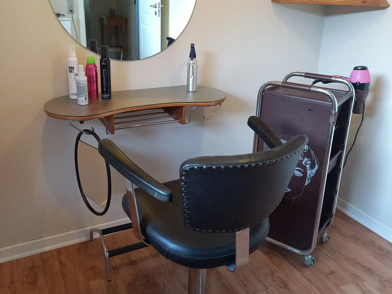 Billede 1 - Frisør pumpestol