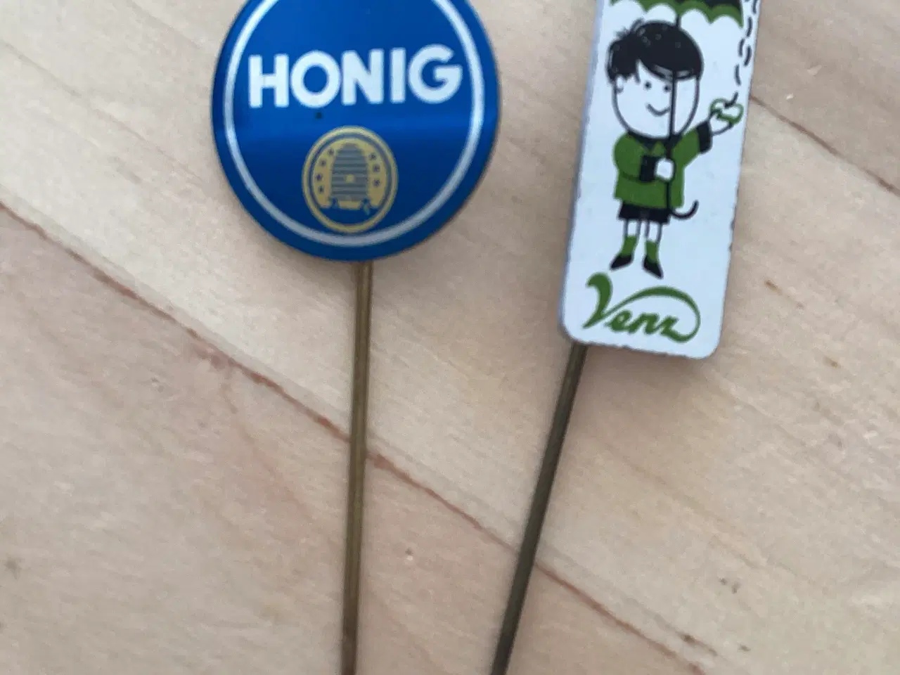 Billede 5 - 8 forskellige pins 