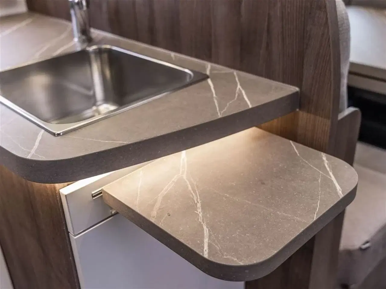 Billede 26 - 2025 - Benimar Tessoro 463 NK   Populær enkeltsengscamper