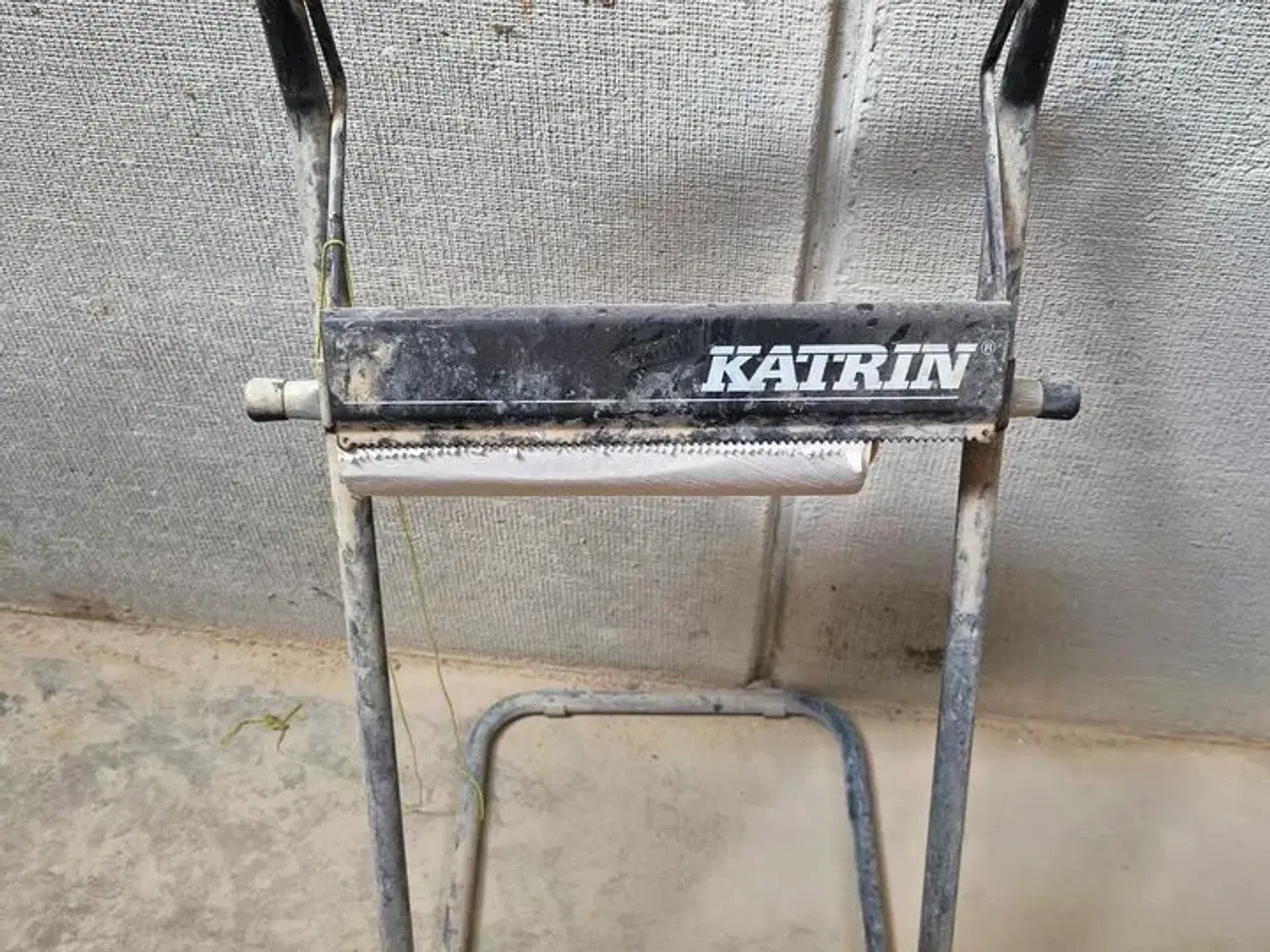 Billede 1 - Holder til papirrulle KATRIN