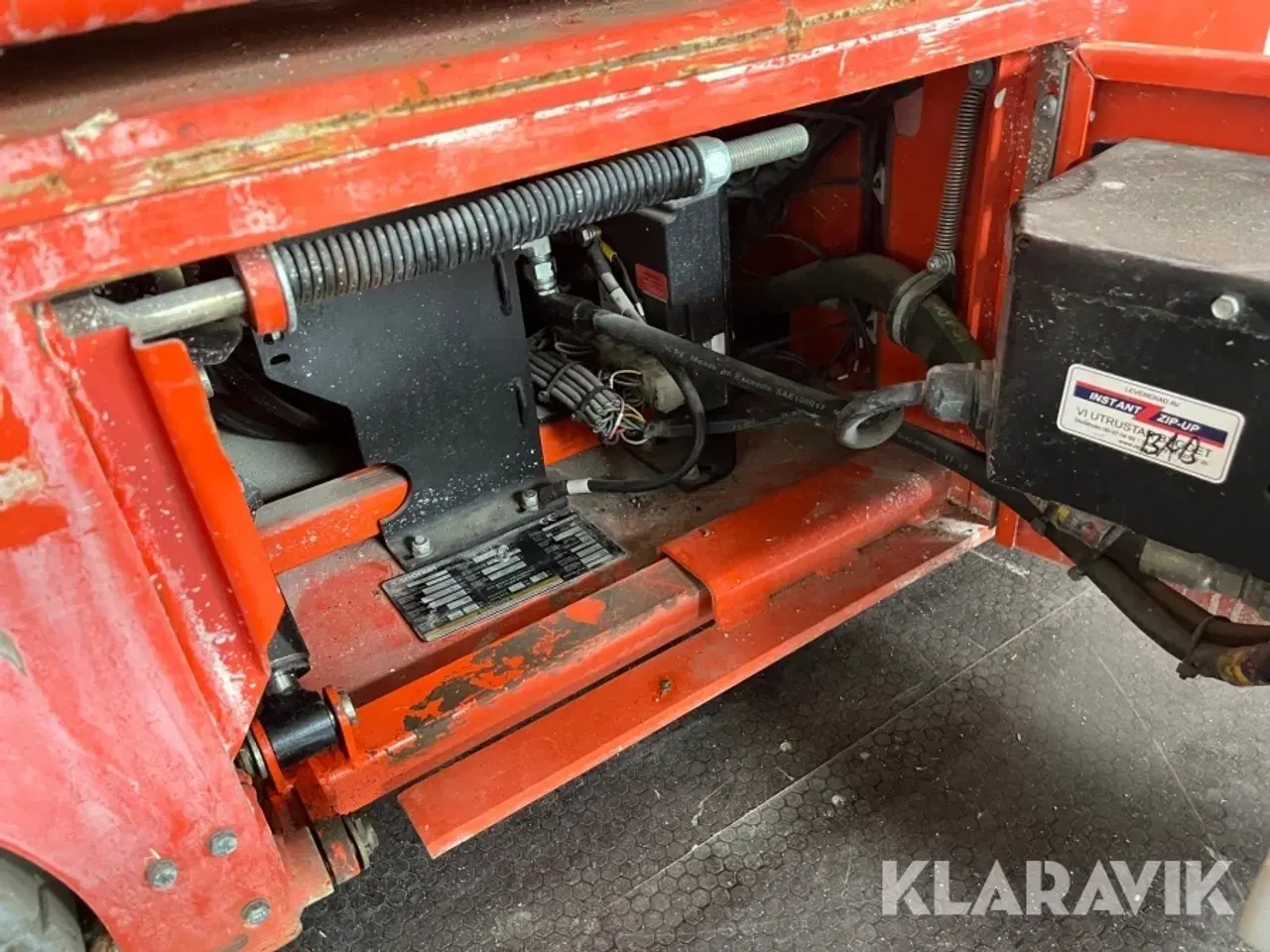 Billede 7 - Søjlelift Snorkel M1230E