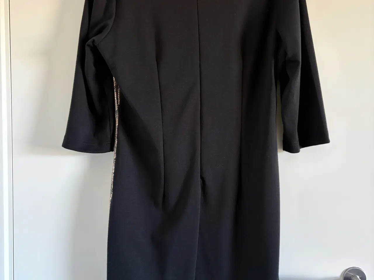 Billede 3 - Fest kjole eller hverdag